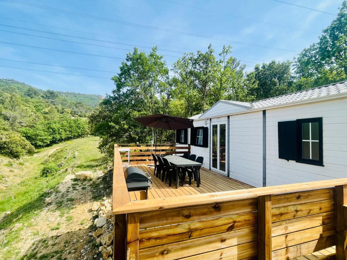 Avec Terrasse Et Accès Piscine. Camping Rocbaron